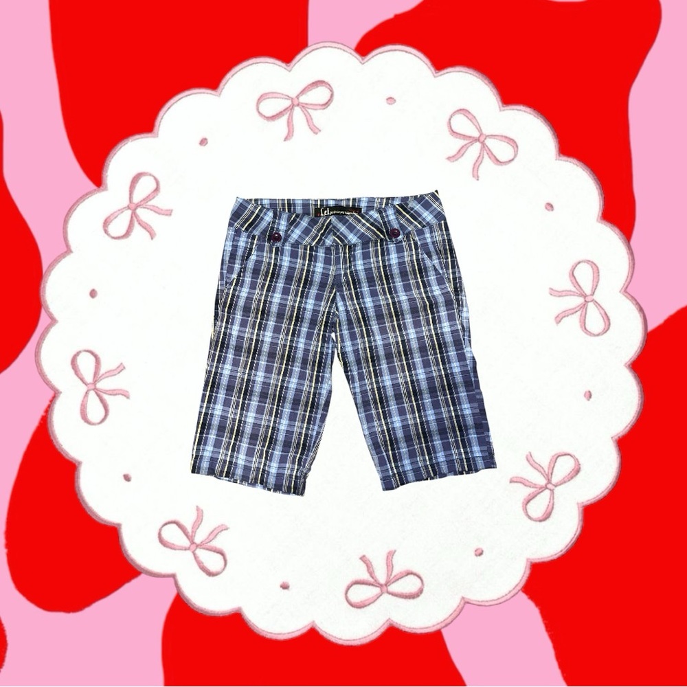 lei plaid capris 🍋